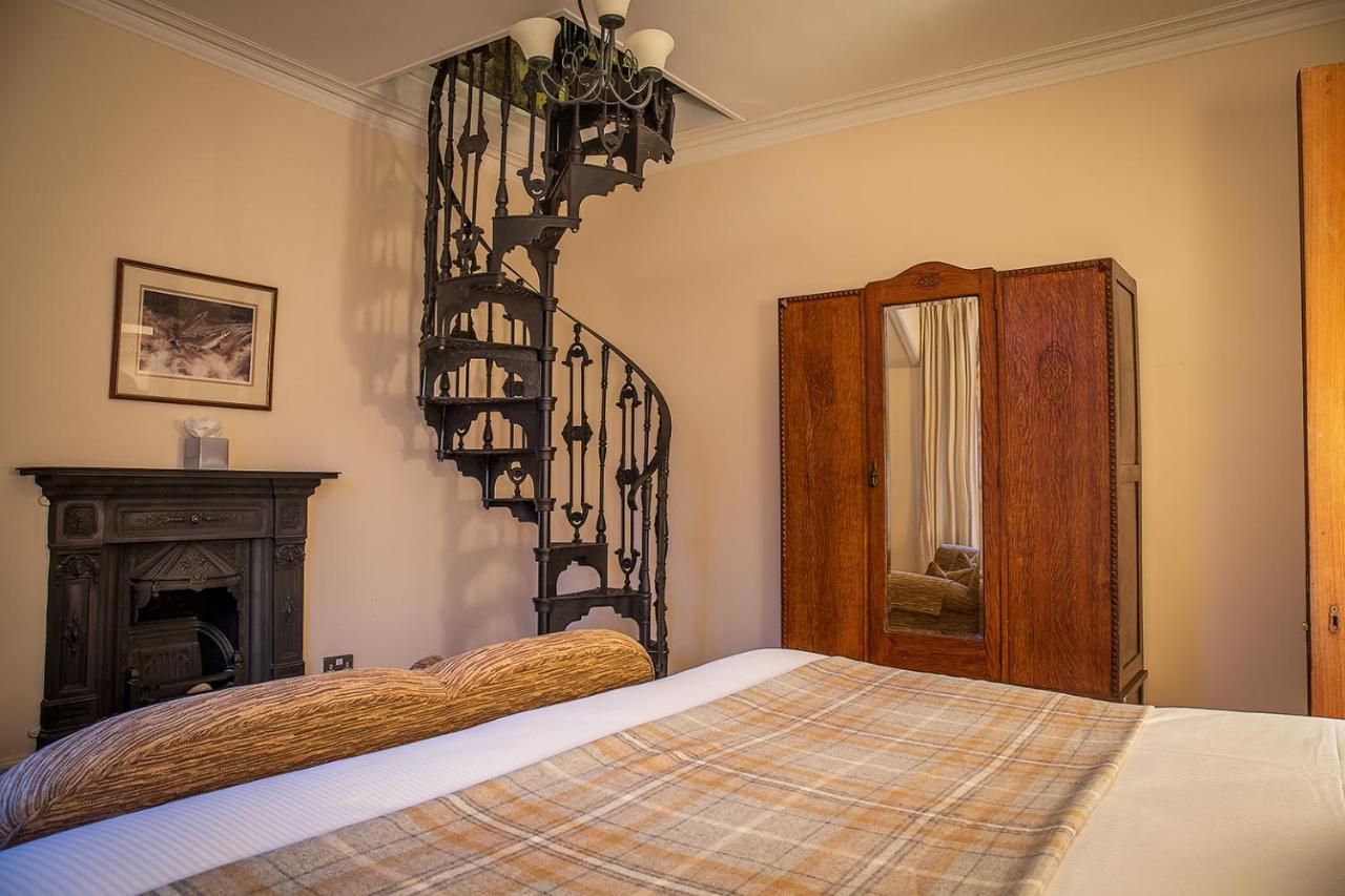 River House Inverness Bagian luar foto